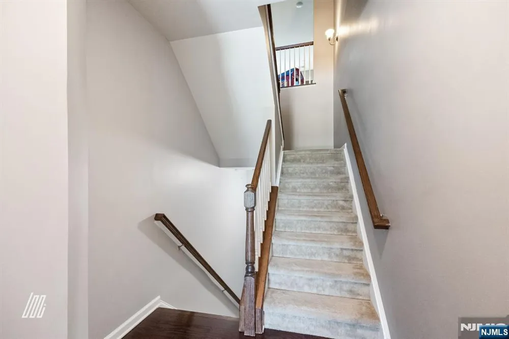 107 Wesmont Drive Wood Ridge, NJ 07075