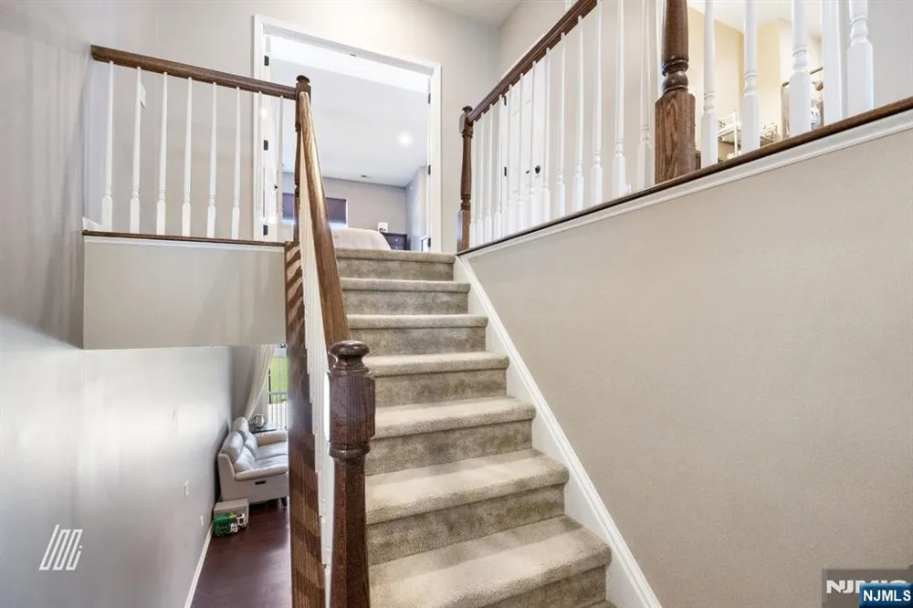 107 Wesmont Drive Wood Ridge, NJ 07075