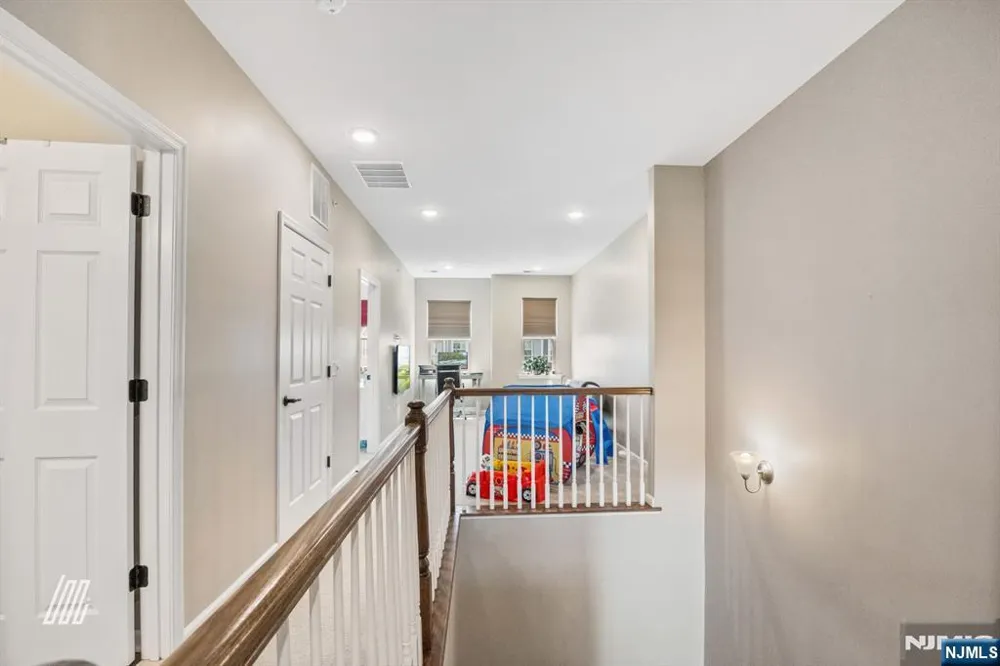 107 Wesmont Drive Wood Ridge, NJ 07075