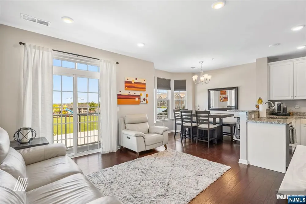 107 Wesmont Drive Wood Ridge, NJ 07075