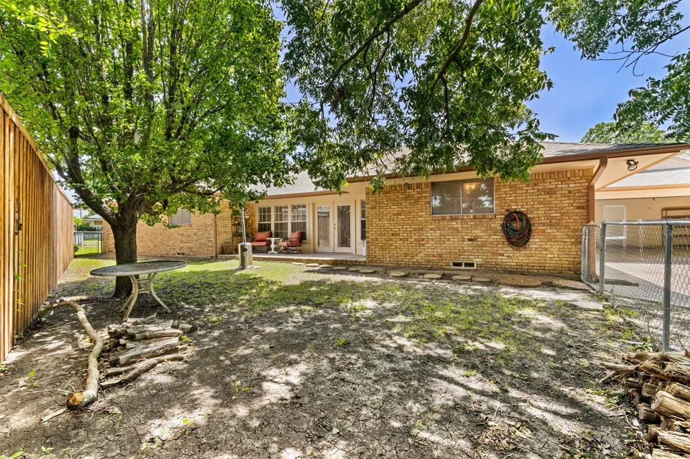 501 Jouette Street Farmersville, TX 75442