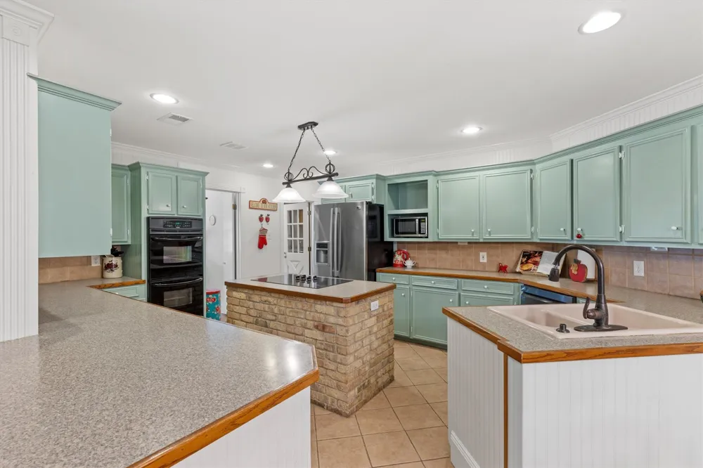 501 Jouette Street Farmersville, TX 75442