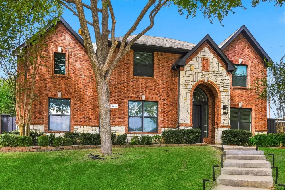 4421 Red Barn Richardson, TX 75082