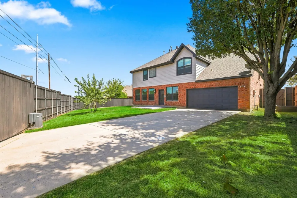 4421 Red Barn Richardson, TX 75082