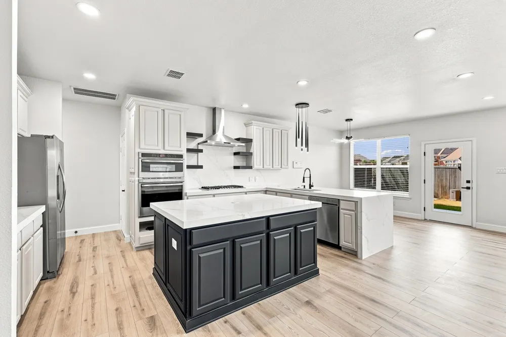 4421 Red Barn Richardson, TX 75082