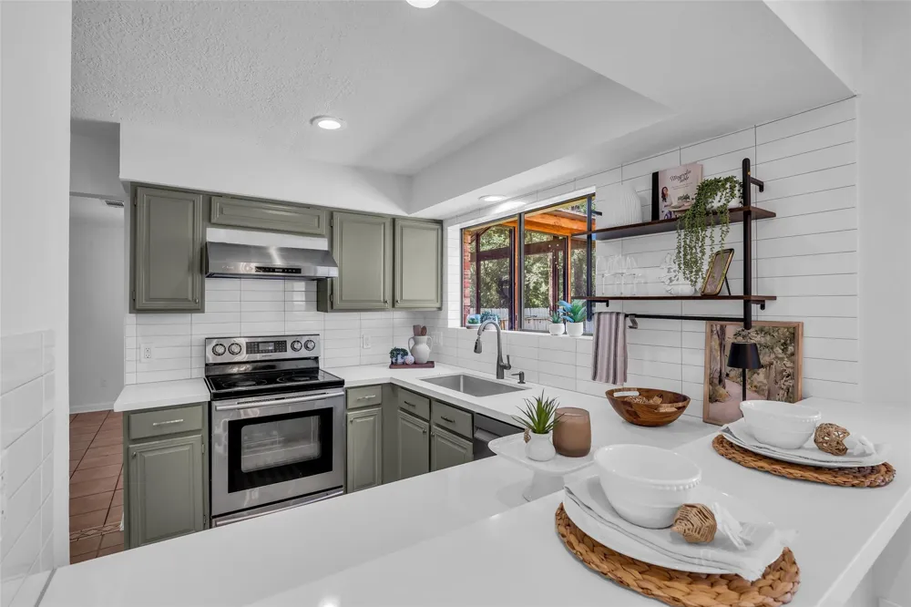 259 E Rainbow Ridge Circle The Woodlands, TX 77381