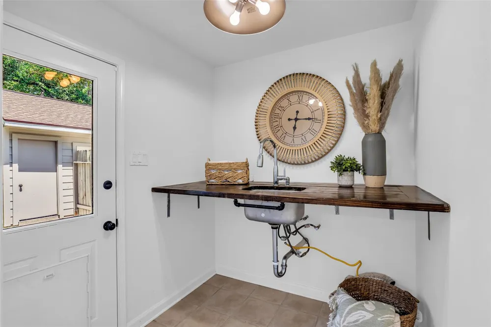 259 E Rainbow Ridge Circle The Woodlands, TX 77381