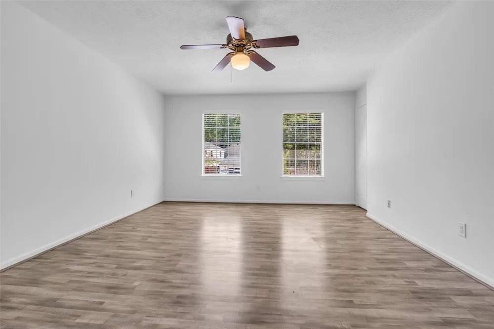 259 E Rainbow Ridge Circle The Woodlands, TX 77381