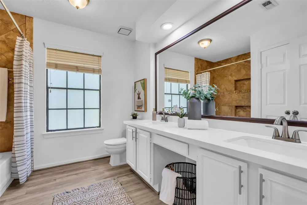 259 E Rainbow Ridge Circle The Woodlands, TX 77381