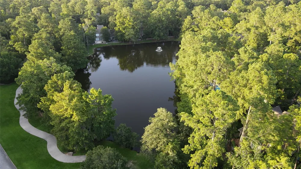 259 E Rainbow Ridge Circle The Woodlands, TX 77381