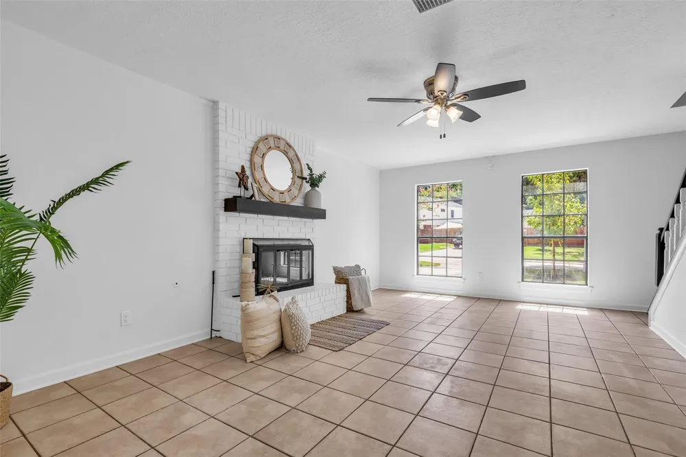 259 E Rainbow Ridge Circle The Woodlands, TX 77381