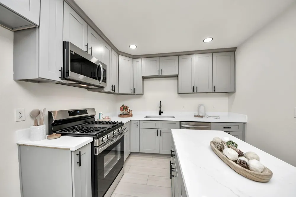5111 Willow Glen Drive Houston, TX 77033