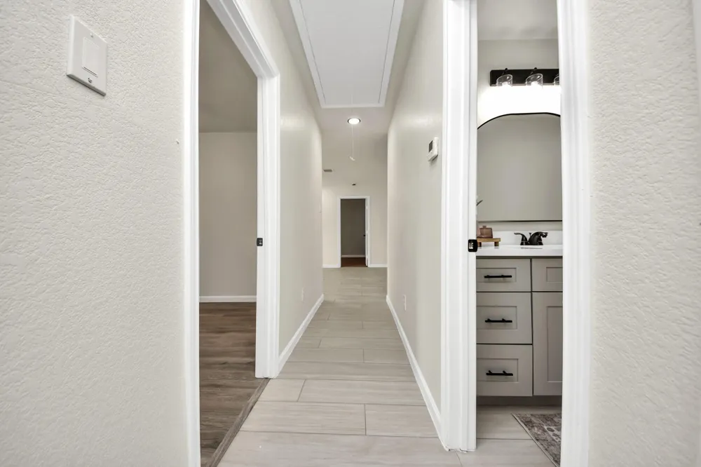 5111 Willow Glen Drive Houston, TX 77033