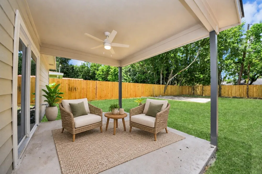 5111 Willow Glen Drive Houston, TX 77033