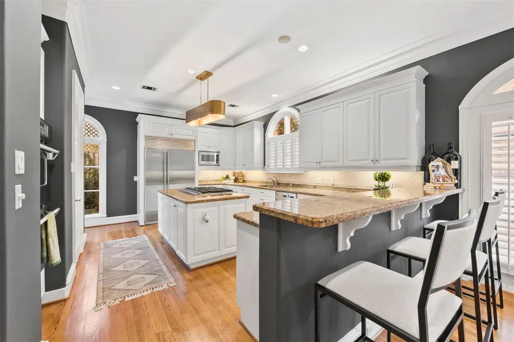 1419 Nantucket Drive Houston, TX 77057