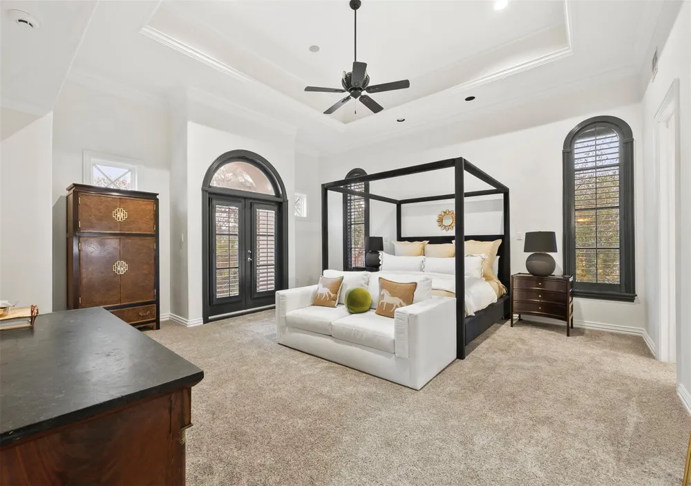 1419 Nantucket Drive Houston, TX 77057