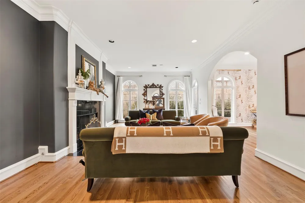 1419 Nantucket Drive Houston, TX 77057