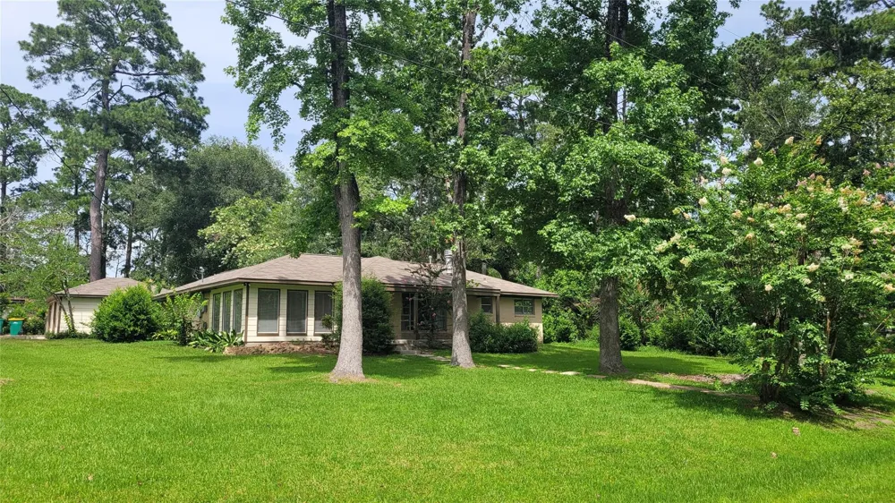 110 Sunset Boulevard Conroe, TX 77303