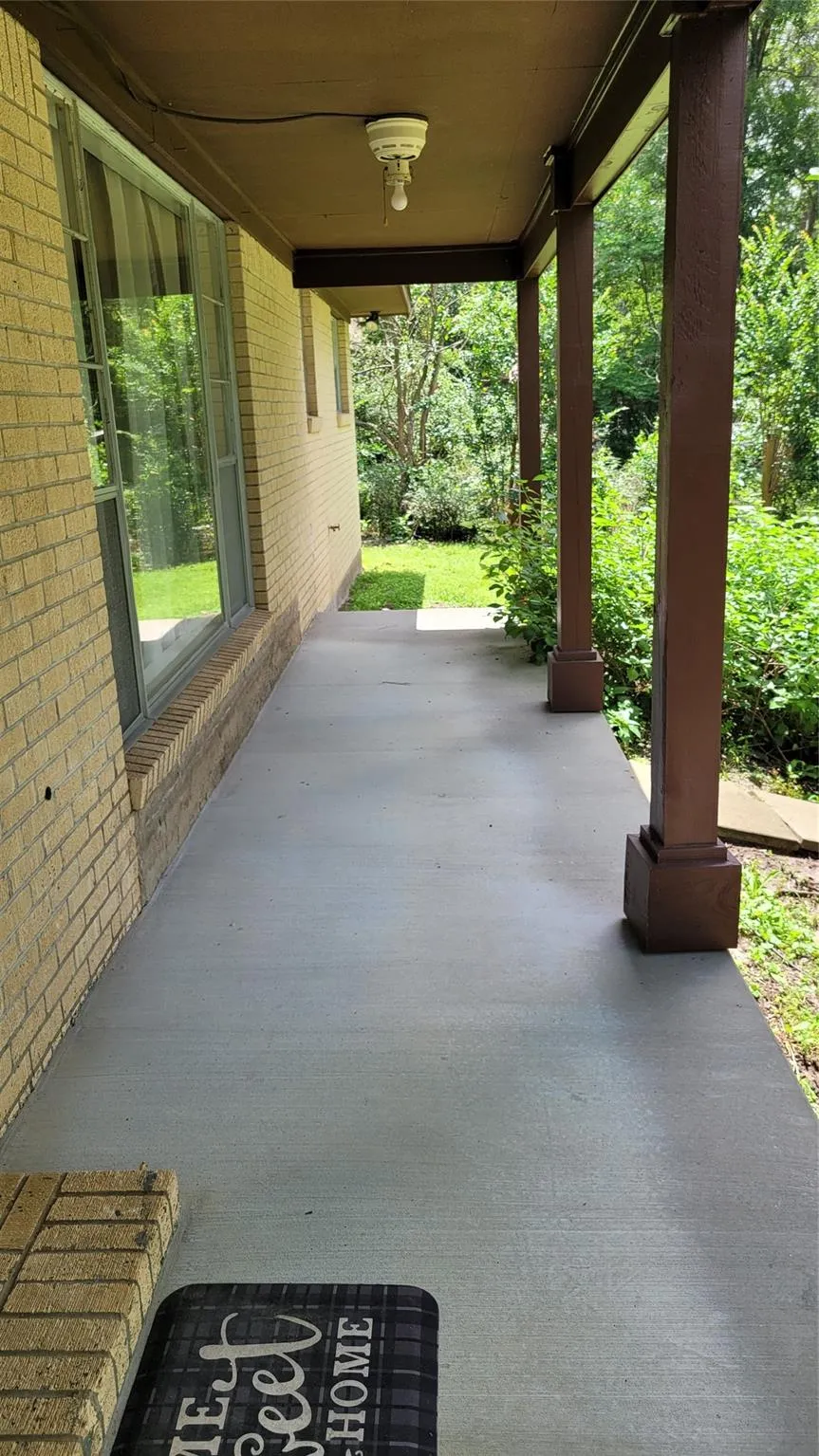 110 Sunset Boulevard Conroe, TX 77303