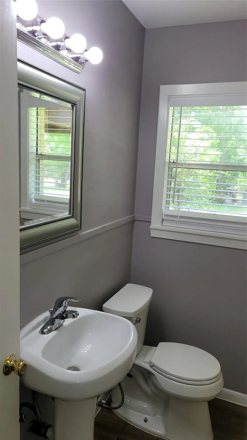 110 Sunset Boulevard Conroe, TX 77303
