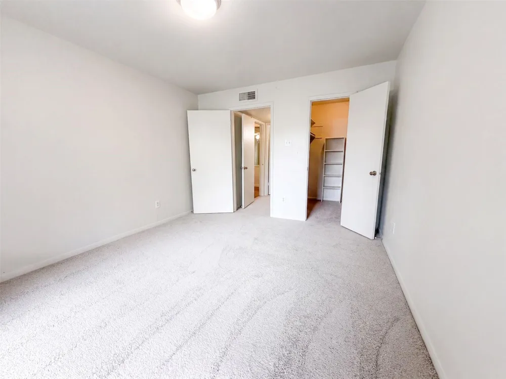 6606 De Moss Drive #1211 Houston, TX 77074