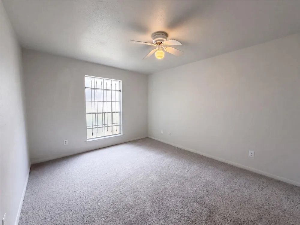 6606 De Moss Drive #1211 Houston, TX 77074