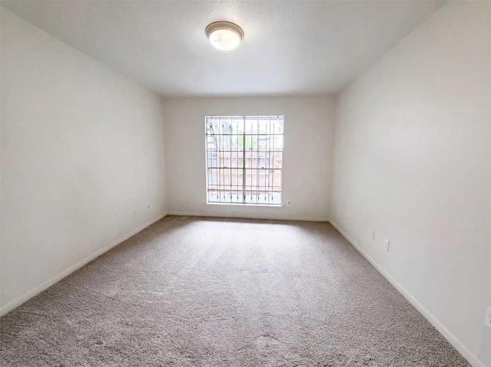 6606 De Moss Drive #1211 Houston, TX 77074