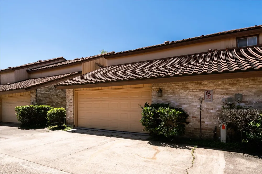 5918 San Felipe St Street #11 Houston, TX 77057