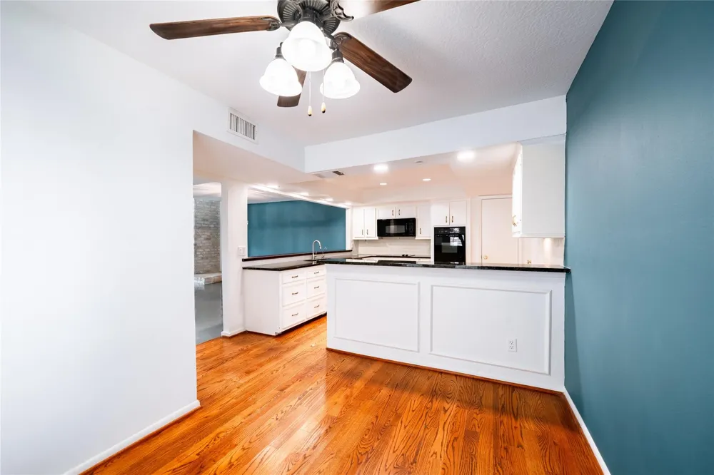 5918 San Felipe St Street #11 Houston, TX 77057