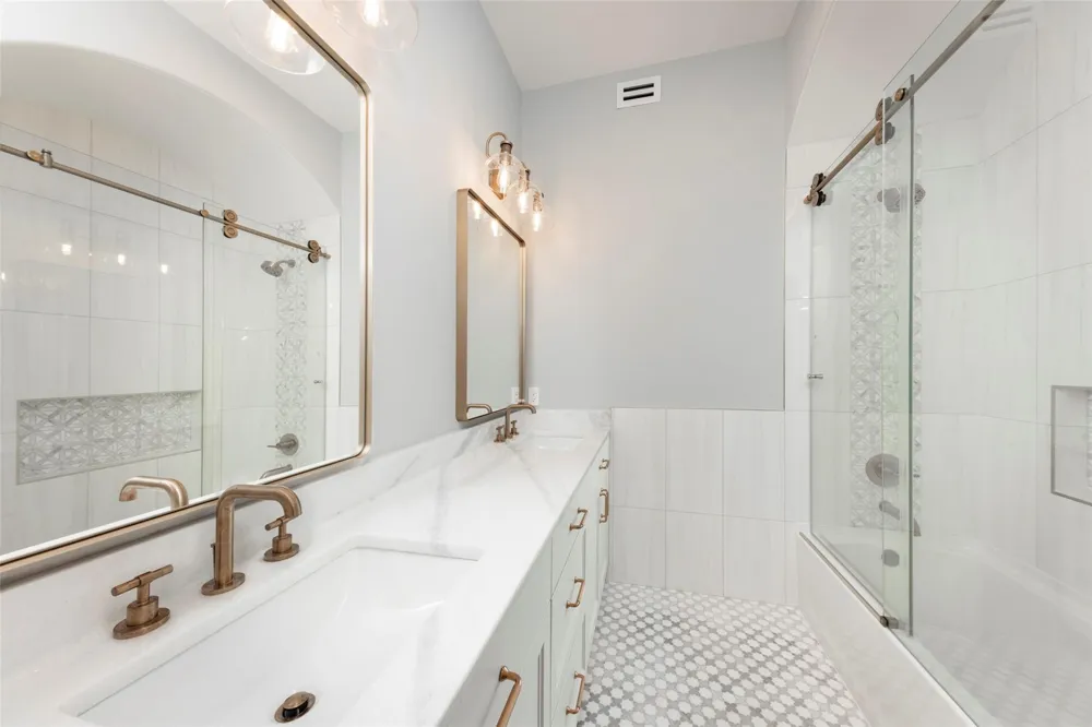 15333 Marina Drive Montgomery, TX 77356