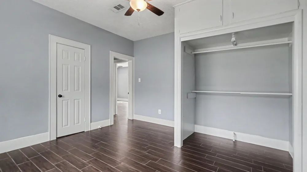 12 E Homan Street Baytown, TX 77520