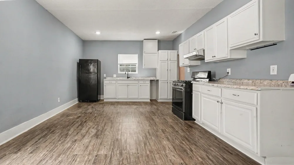 12 E Homan Street Baytown, TX 77520