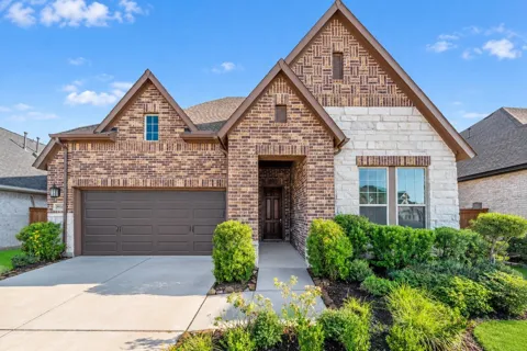 19914 Valentina Pointe Drive