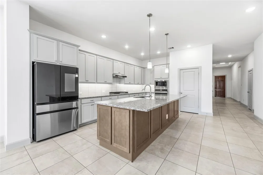 19914 Valentina Pointe Drive Cypress, TX 77433