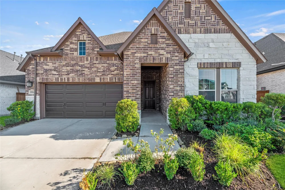 19914 Valentina Pointe Drive Cypress, TX 77433