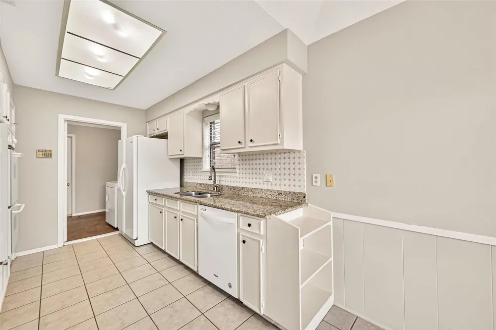13511 Brook Hollow Drive Sugar Land, TX 77498