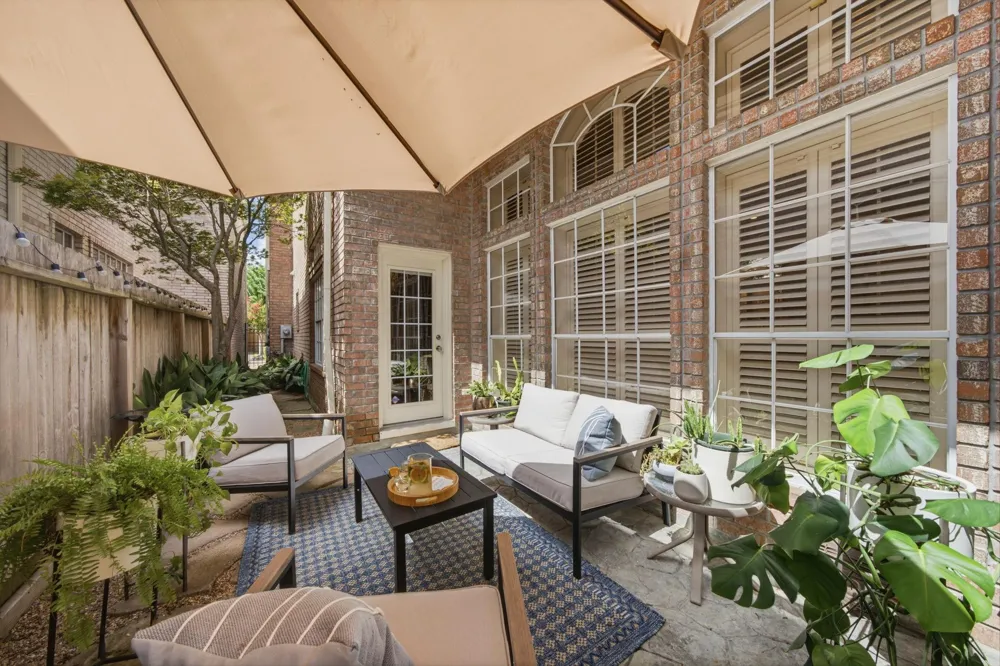 1308 Whispering Pines Drive Houston, TX 77055