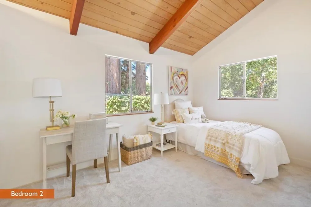 1762 Pilgrim Avenue Mountain View, CA 94040