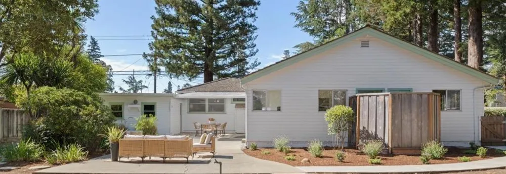 1762 Pilgrim Avenue Mountain View, CA 94040
