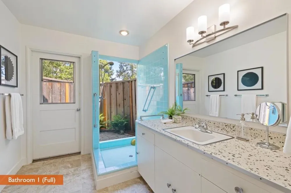1762 Pilgrim Avenue Mountain View, CA 94040