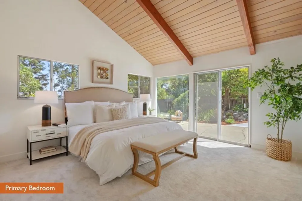 1762 Pilgrim Avenue Mountain View, CA 94040