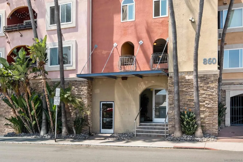 860 Turquoise #132 San Diego, CA 92109