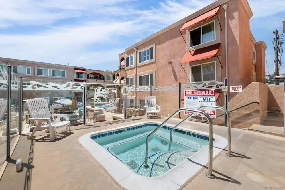 860 Turquoise #132 San Diego, CA 92109