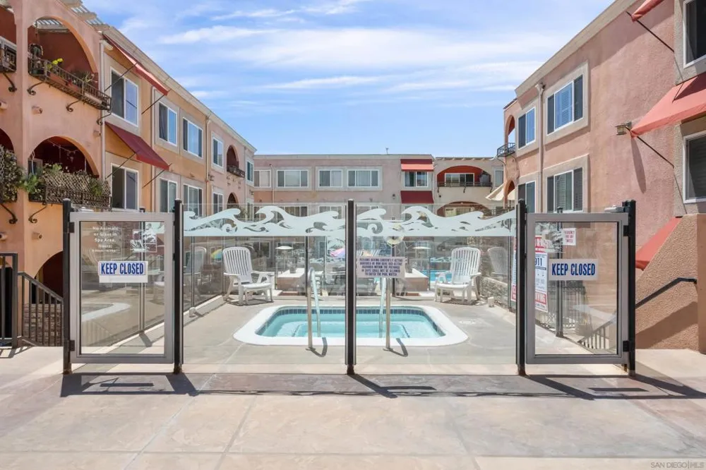 860 Turquoise #132 San Diego, CA 92109