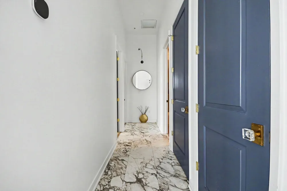 4820 Caroline Street #501 Houston, TX 77004