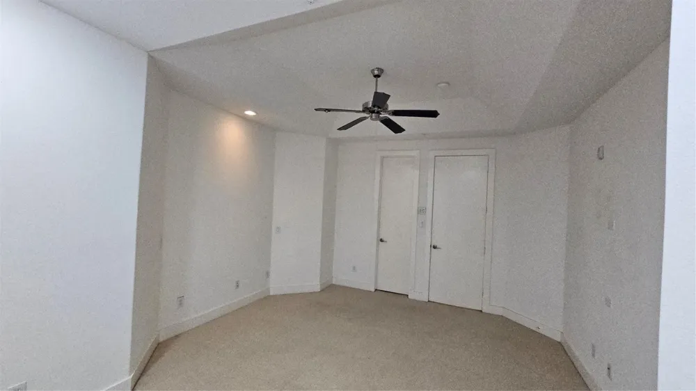 2301 Camden Drive #B Houston, TX 77021