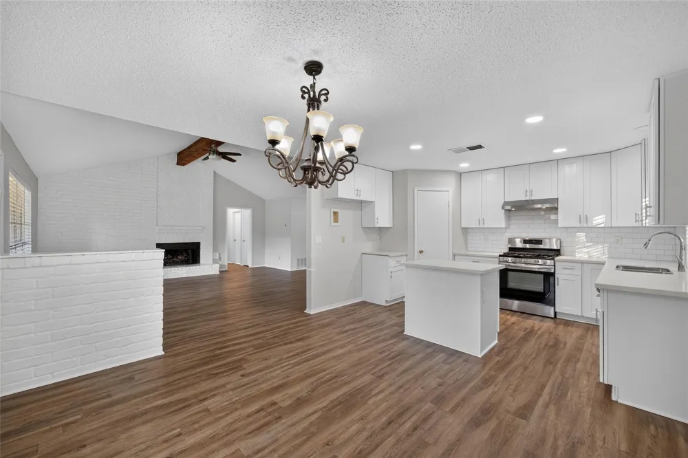 922 Comstock Springs Drive Katy, TX 77450