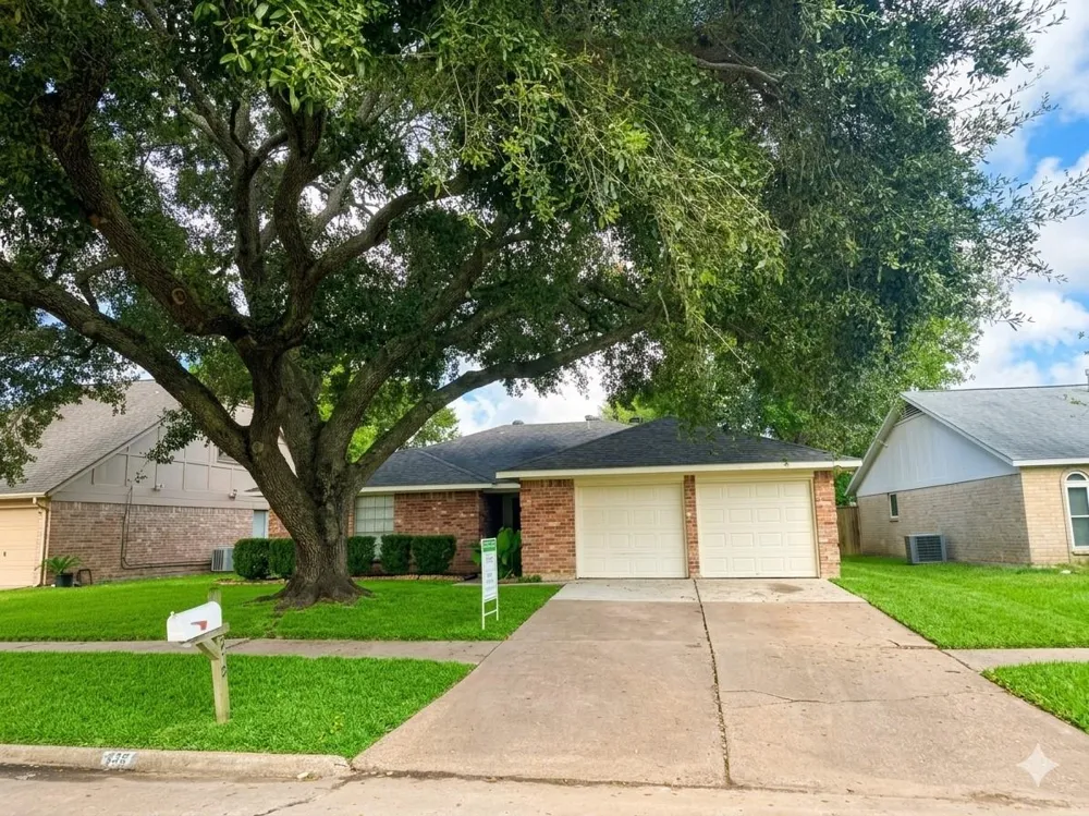 922 Comstock Springs Drive Katy, TX 77450