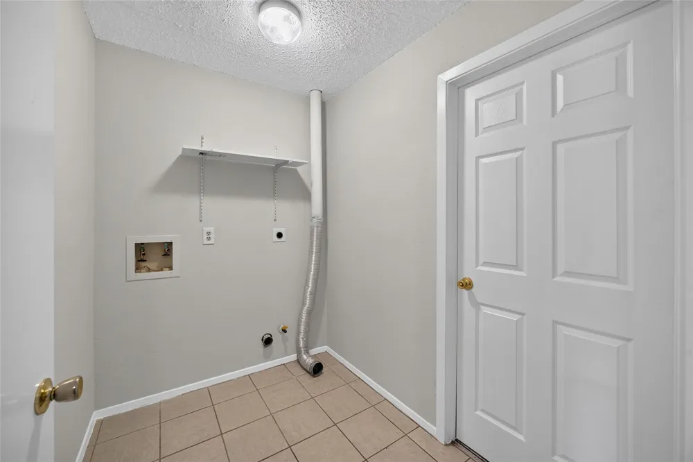 922 Comstock Springs Drive Katy, TX 77450
