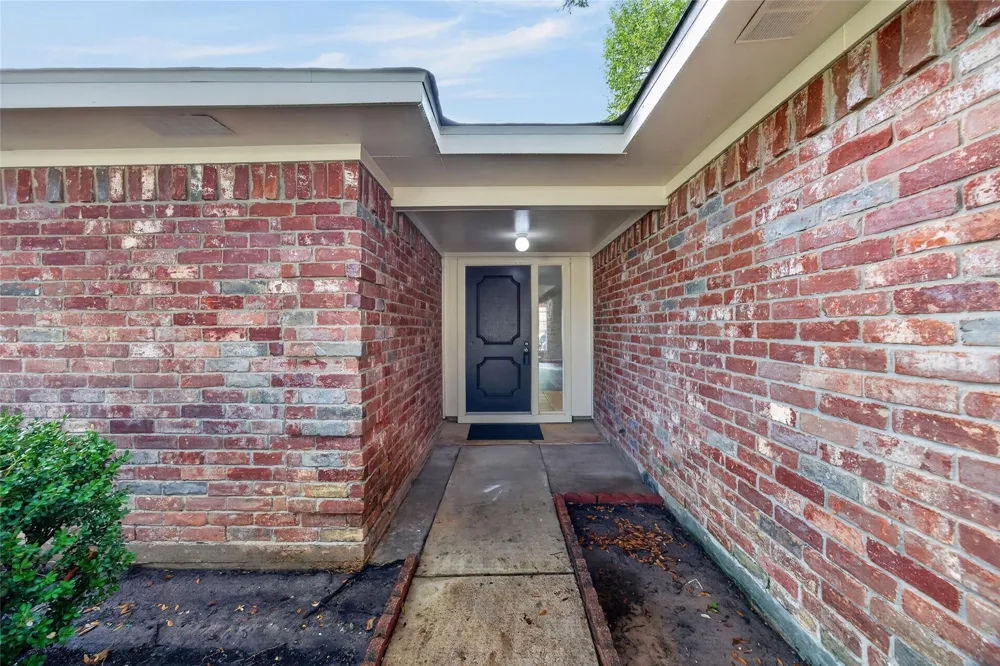 922 Comstock Springs Drive Katy, TX 77450